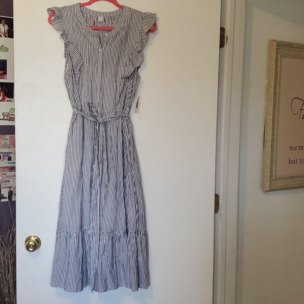Striped gray/white dress